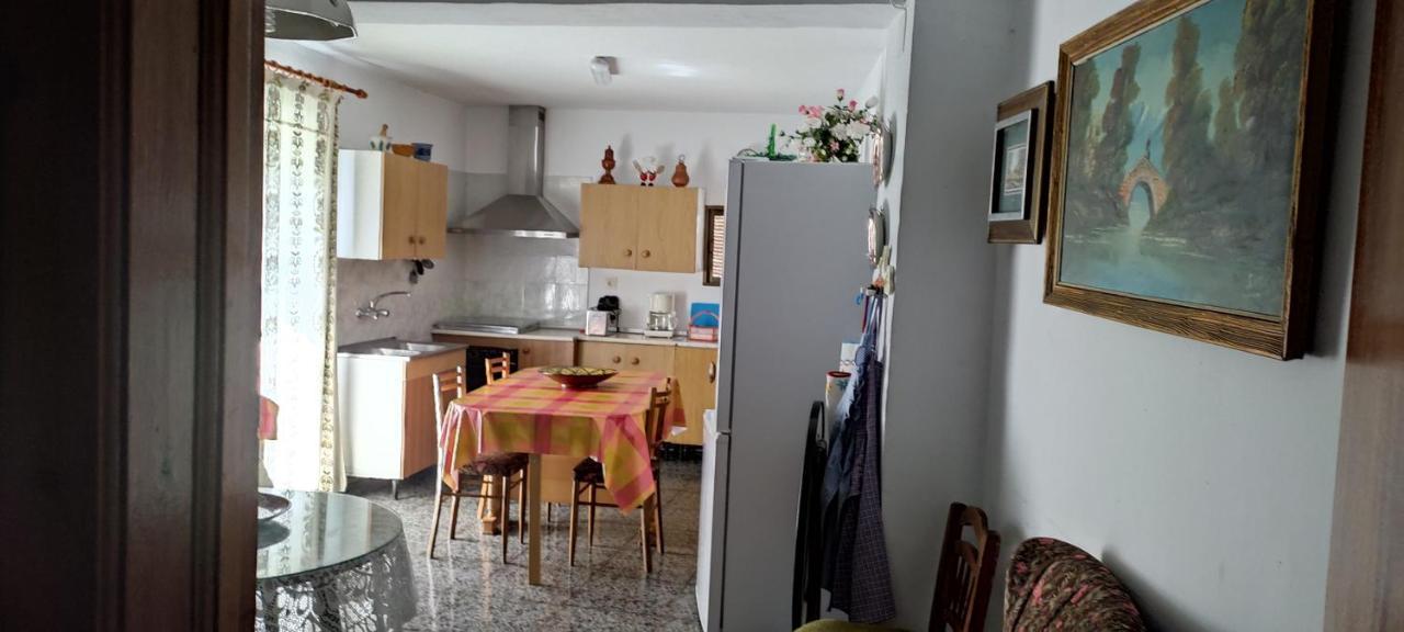 Вилла Casa Lola Монтефрио Экстерьер фото